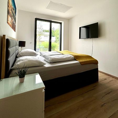 Schoene Wohnung Mit Terrasse Und Parkplatz Velden am Wörthersee Exterior photo