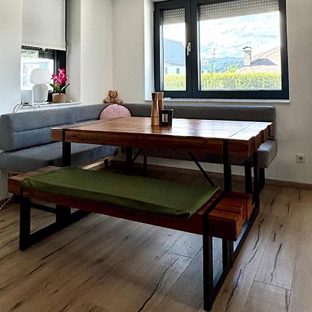 Schoene Wohnung Mit Terrasse Und Parkplatz Velden am Wörthersee Exterior photo