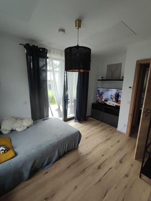 Schoene Wohnung Mit Terrasse Und Parkplatz Velden am Wörthersee Exterior photo
